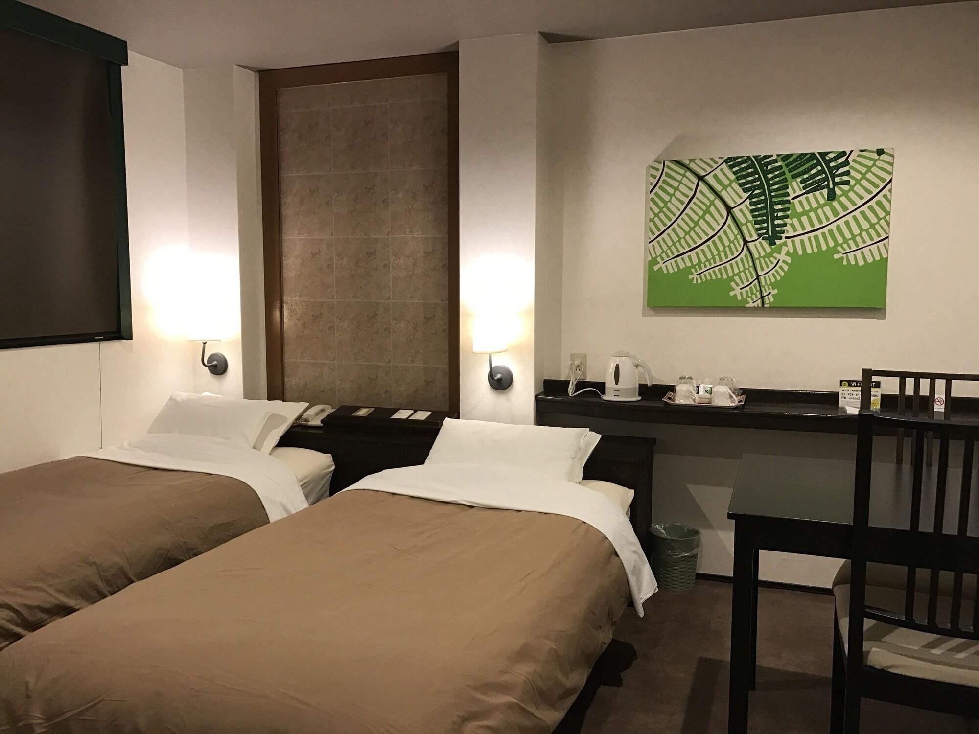 โรงแรม โรงแรมพลาซา 21 3*