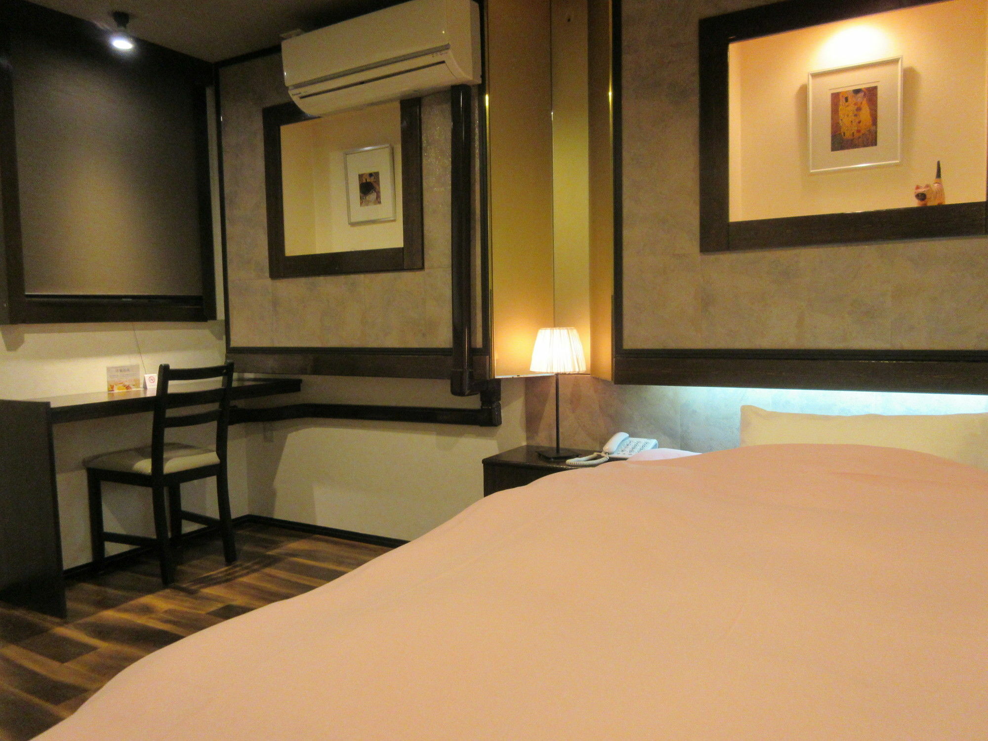 โรงแรมพลาซา 21 3* โอซาก้า
